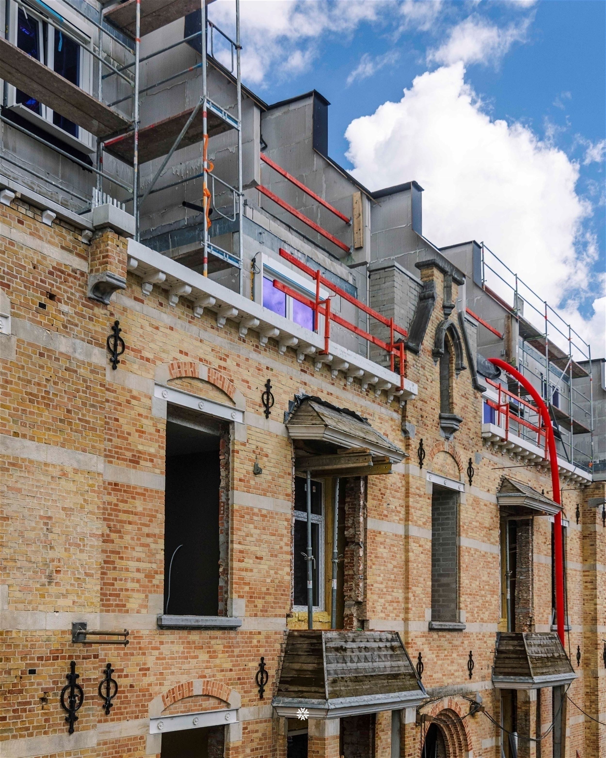 Riant dakappartement met 2 slaapkamers en groot terras foto 8