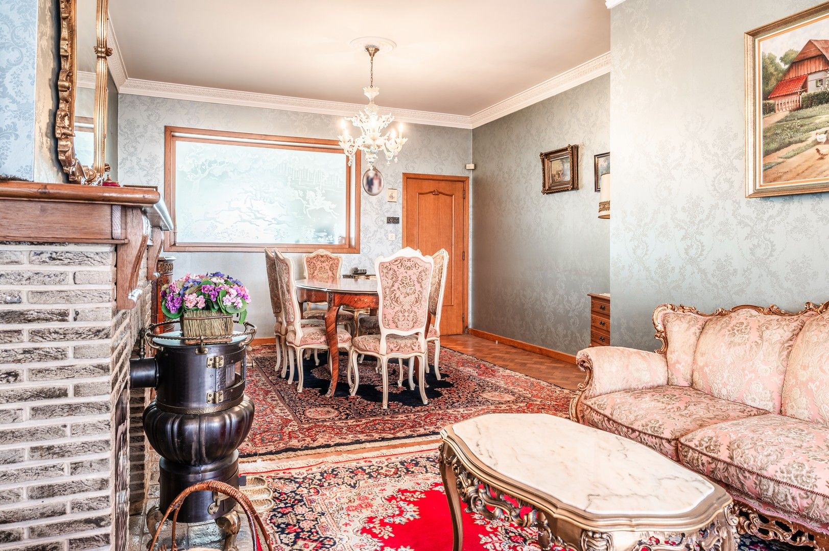 Ruime woning met garage te Burcht foto 6