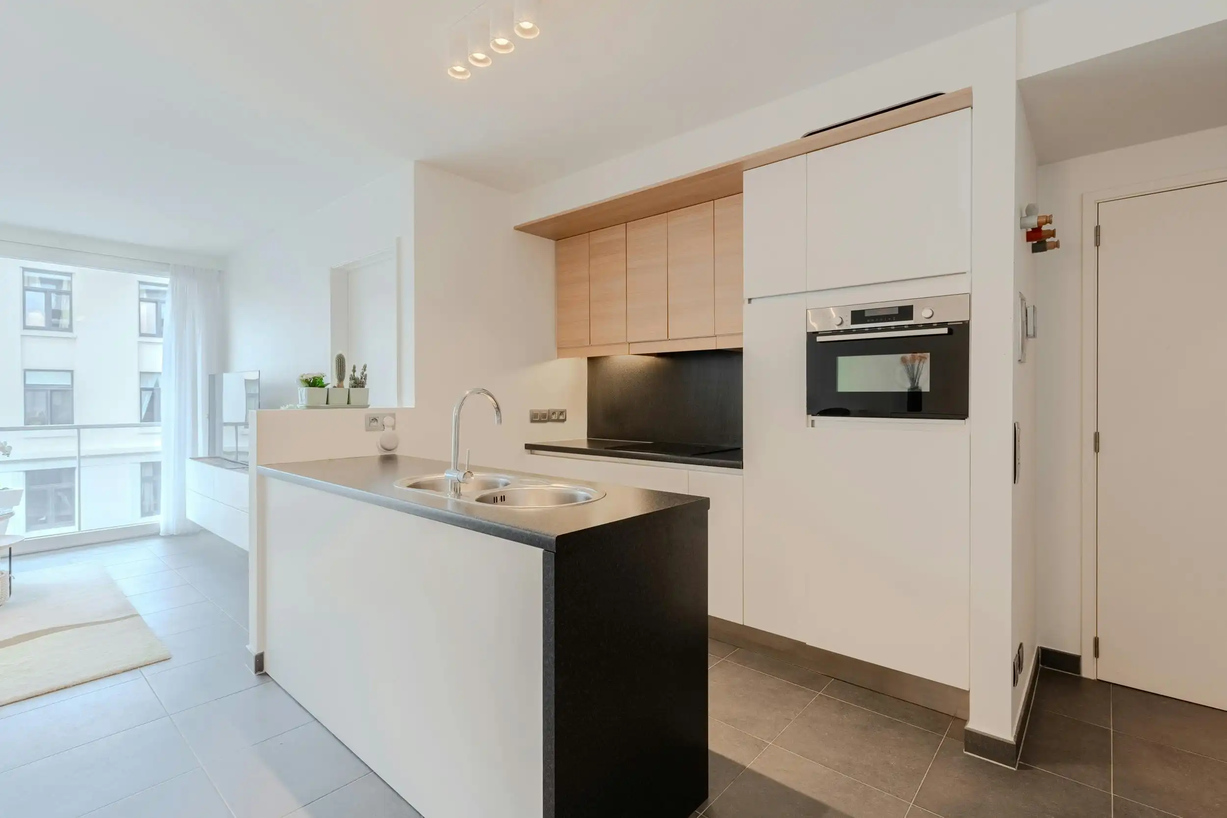 Schitterend 1-slaapkamerappartement met terras te Oostende foto 9