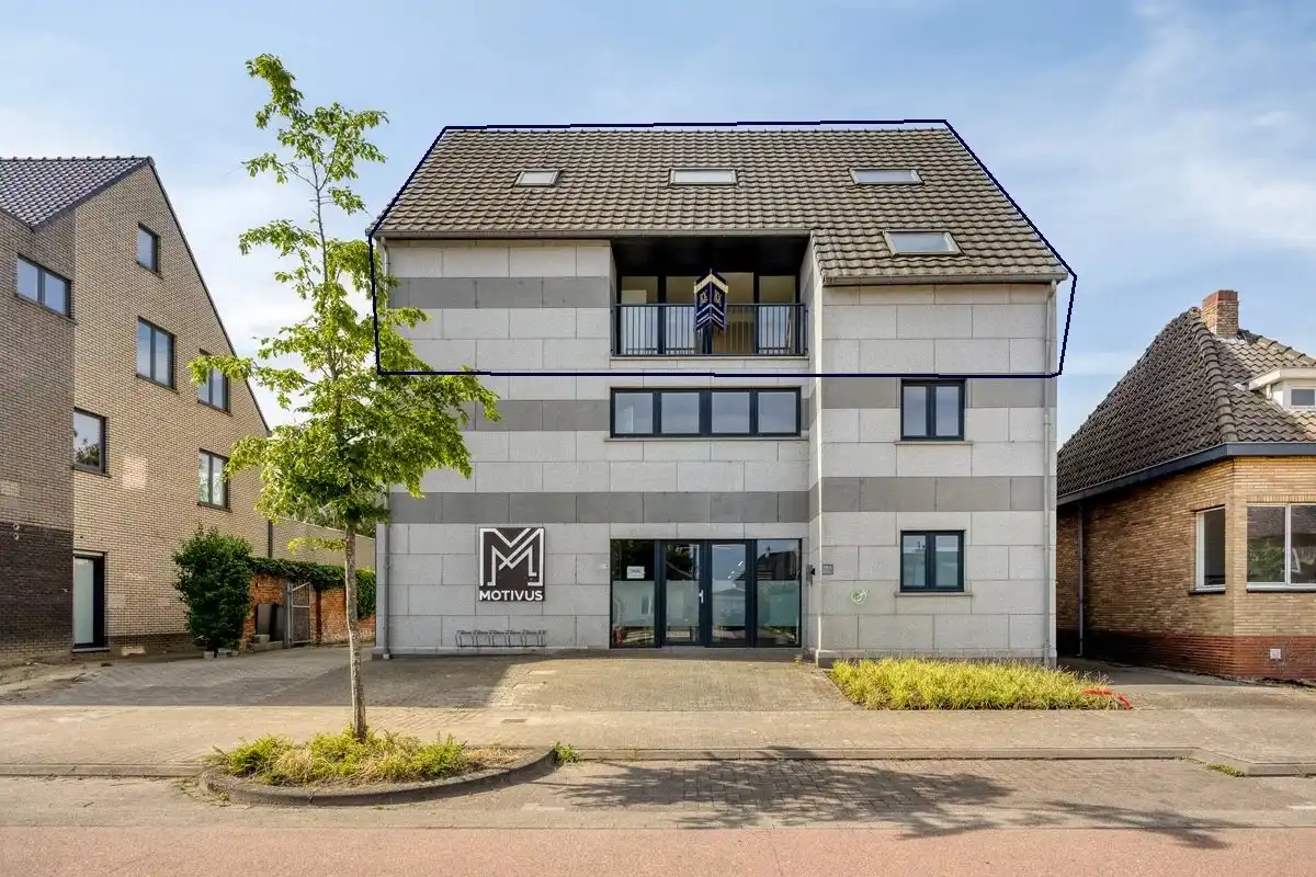 EXCLUSIEF APPARTEMENT VAN 154 M² MET 3 SLPK'S EN 2 BADK'S IN KERMT foto 4