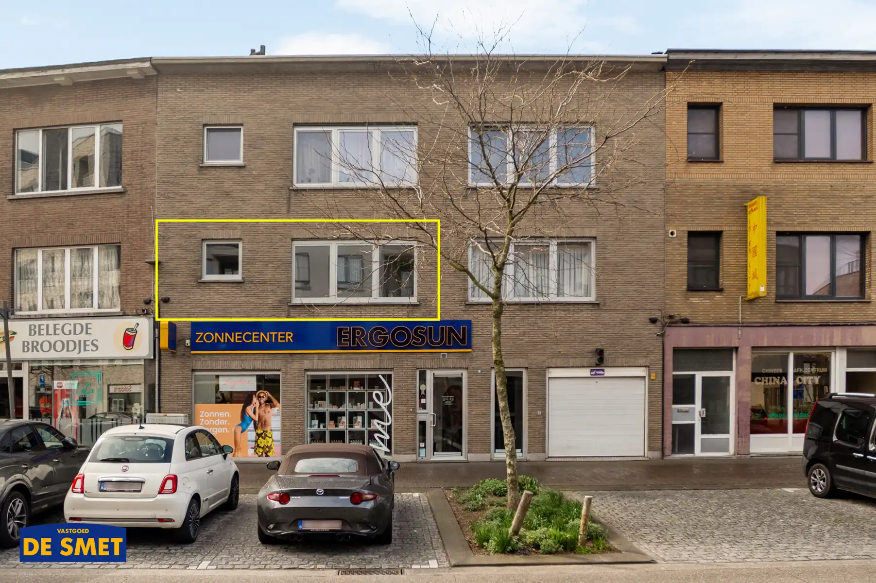 Volledig vernieuwd én geschilderd appartement in het centrum foto 3