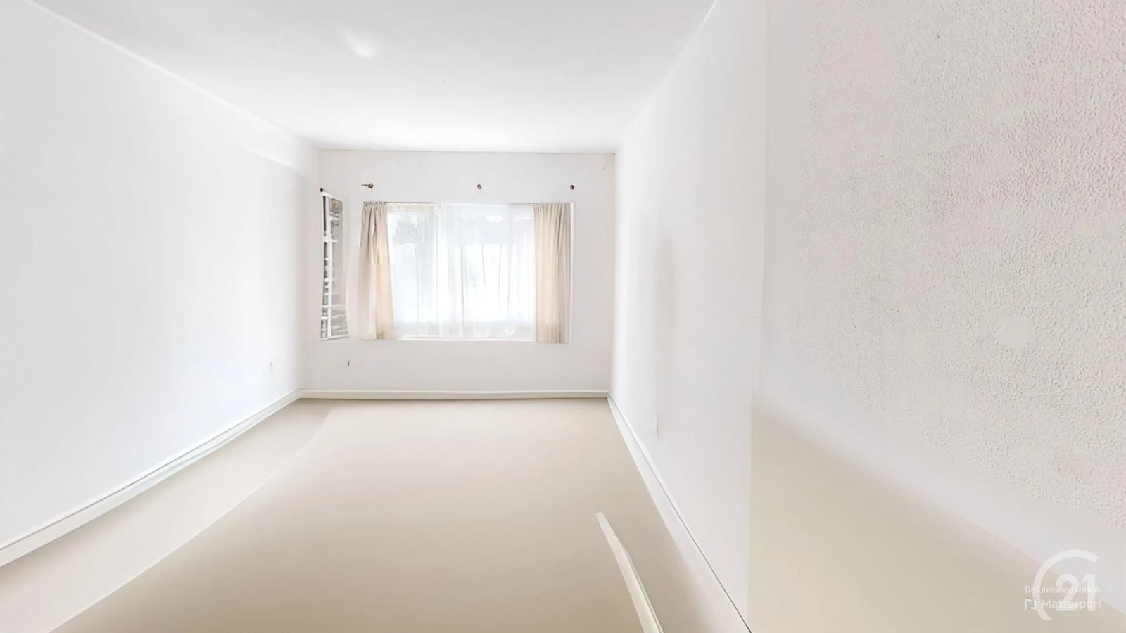 Woning met tuin en 3 slk centraal gelegen foto 22