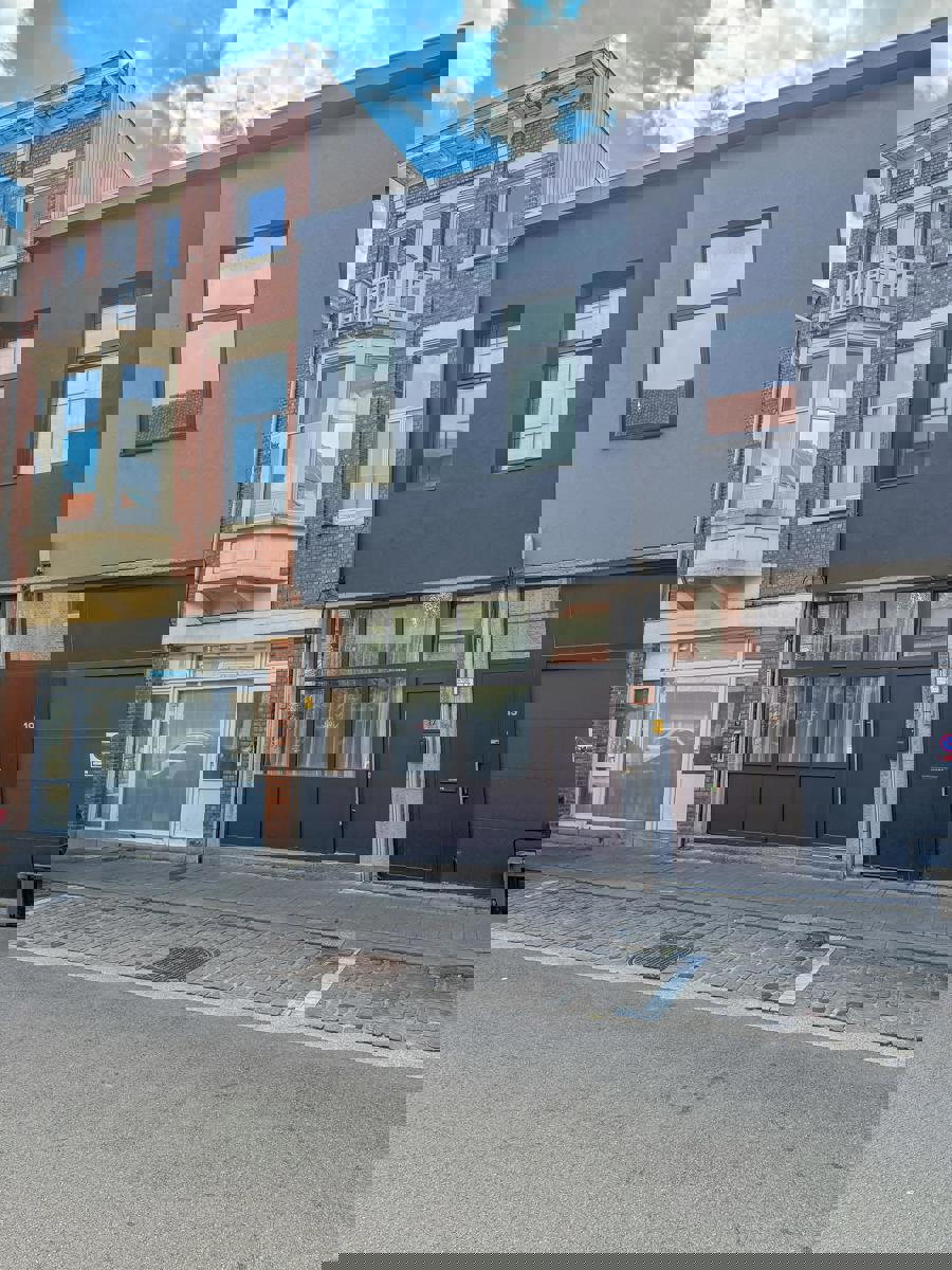 Ruime, instapklare (handels)woning in hartje Temse foto 18