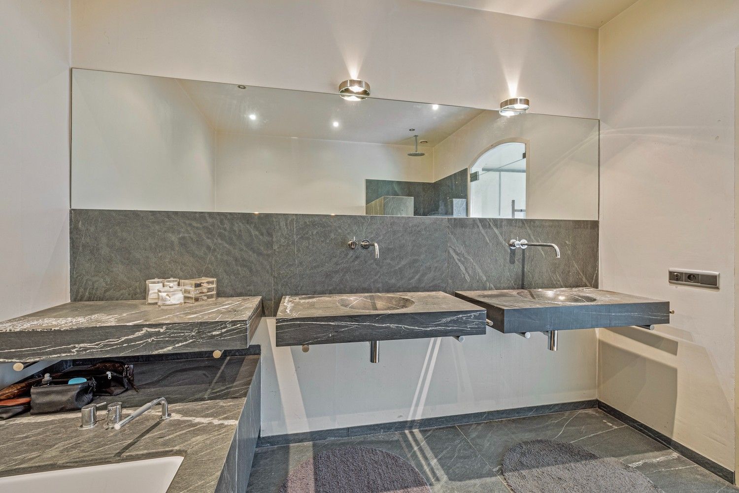 Luxueuze gelijkvloerse villa met zwembad en poolhouse op een riant perceel van 3.234 m² foto 21