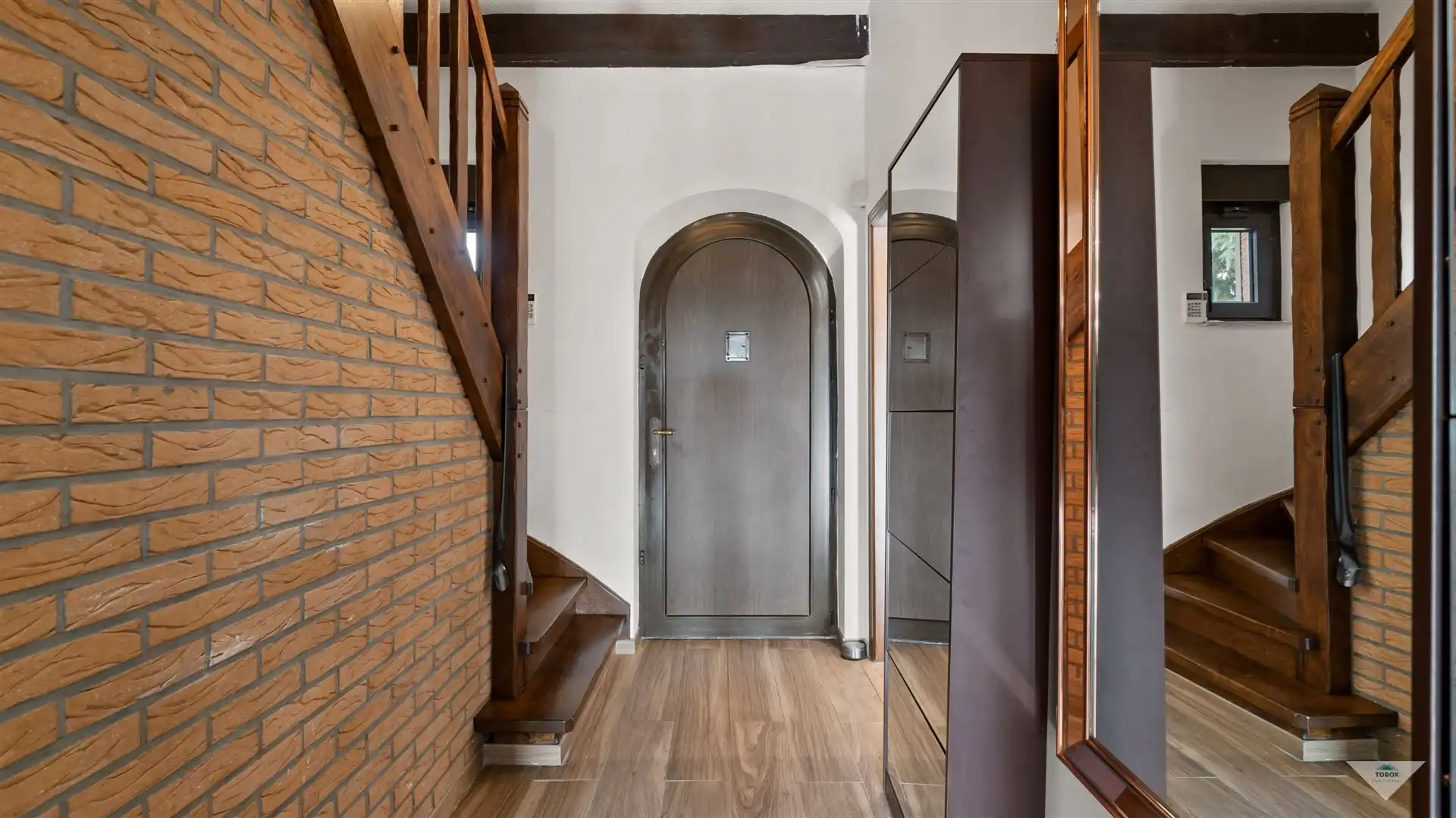 Ruime, instapklare woning met centrale ligging foto 2