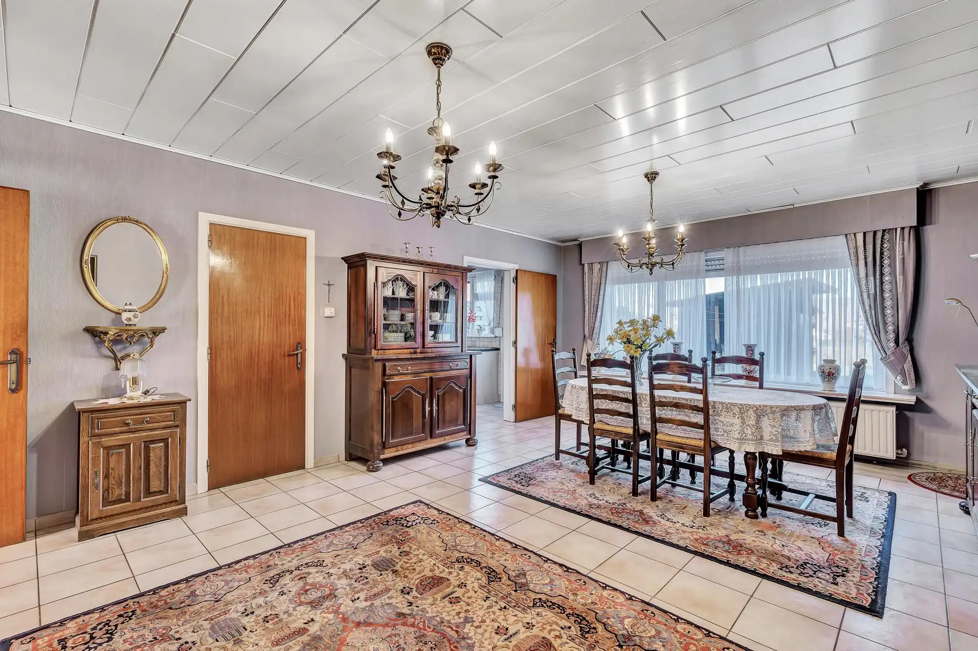 Woning met potentieel en commerciële ruimte foto 2