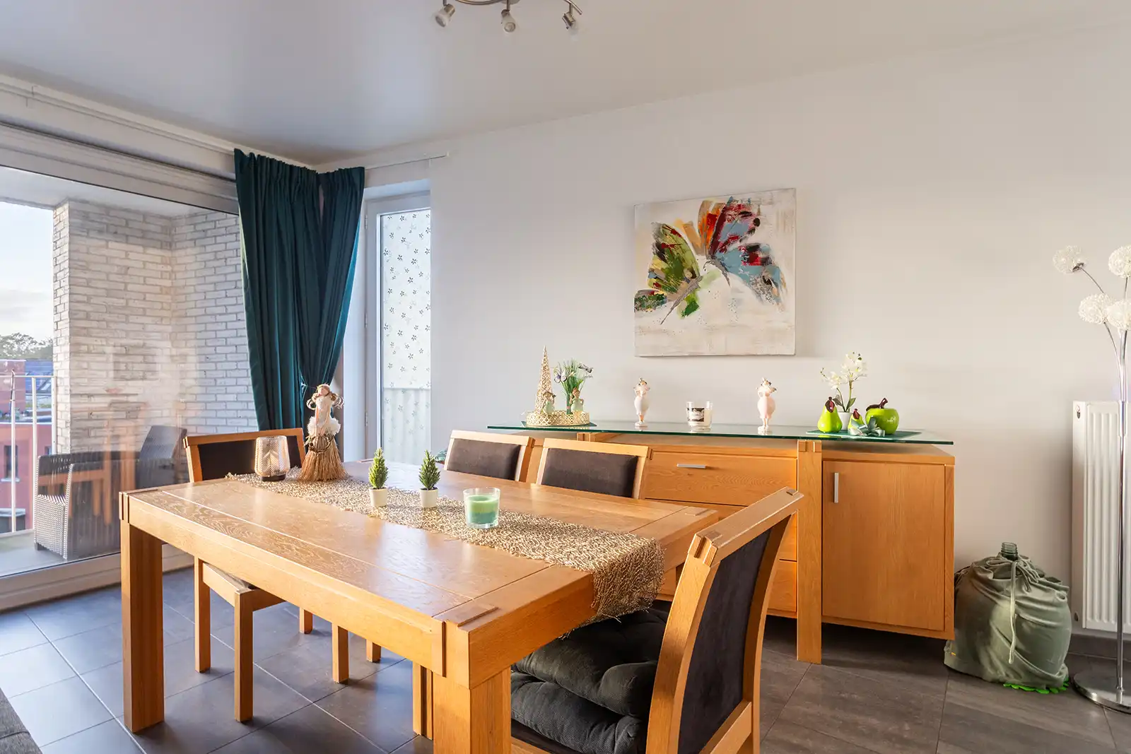 Appartement met 2 slpk., zonneterras en staanplaats foto 8