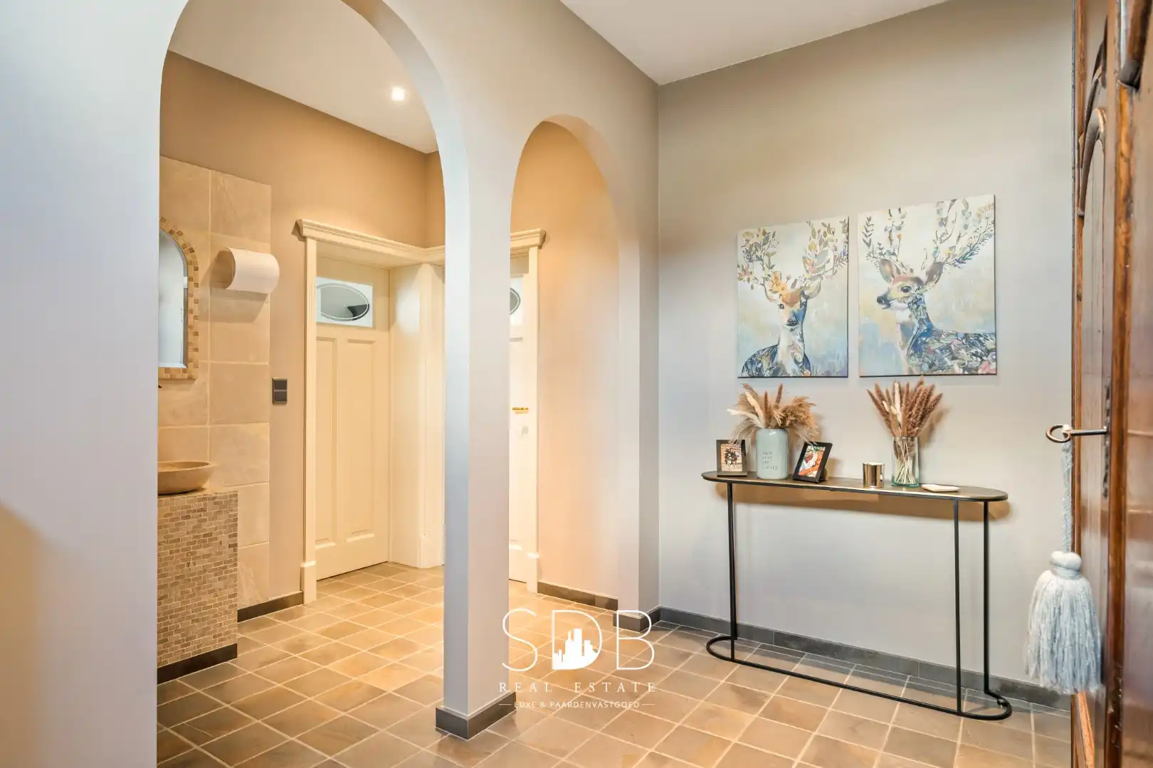 Prachtige landelijke hoeve woning met gezinstuin en graslanden op 1hectare foto 6