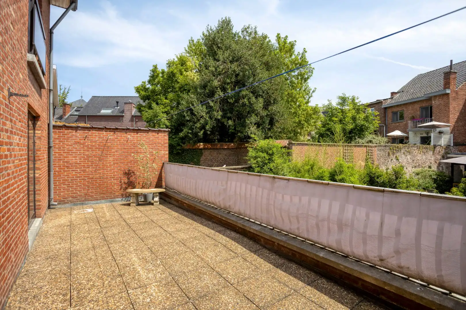 Gebouw met 2 appartementen, grote garage en gezellig terras - centrum Tongeren foto 12