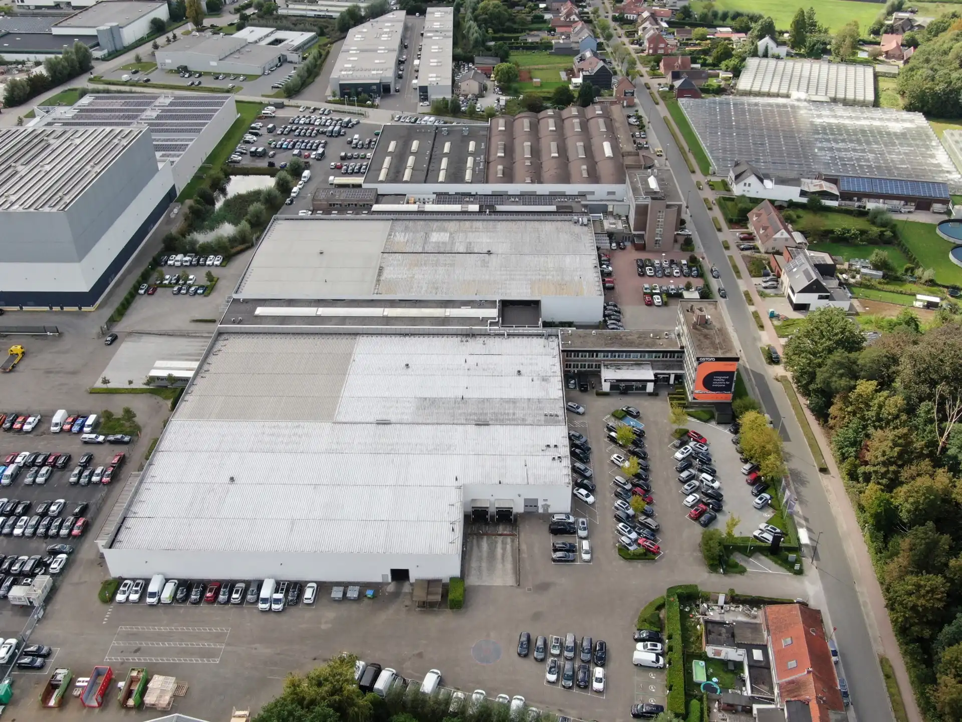 Commerciële ruimte te huur Satenrozen 6 - 2550 Kontich