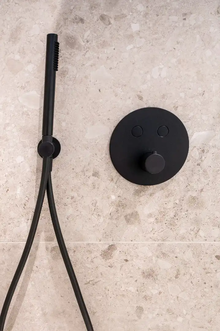 Luxe-appartement met privatief tuintje foto 12