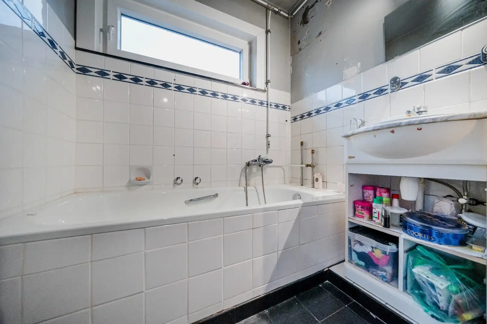  Ruime gezinswoning met polyvalente zij-aanbouw foto 9