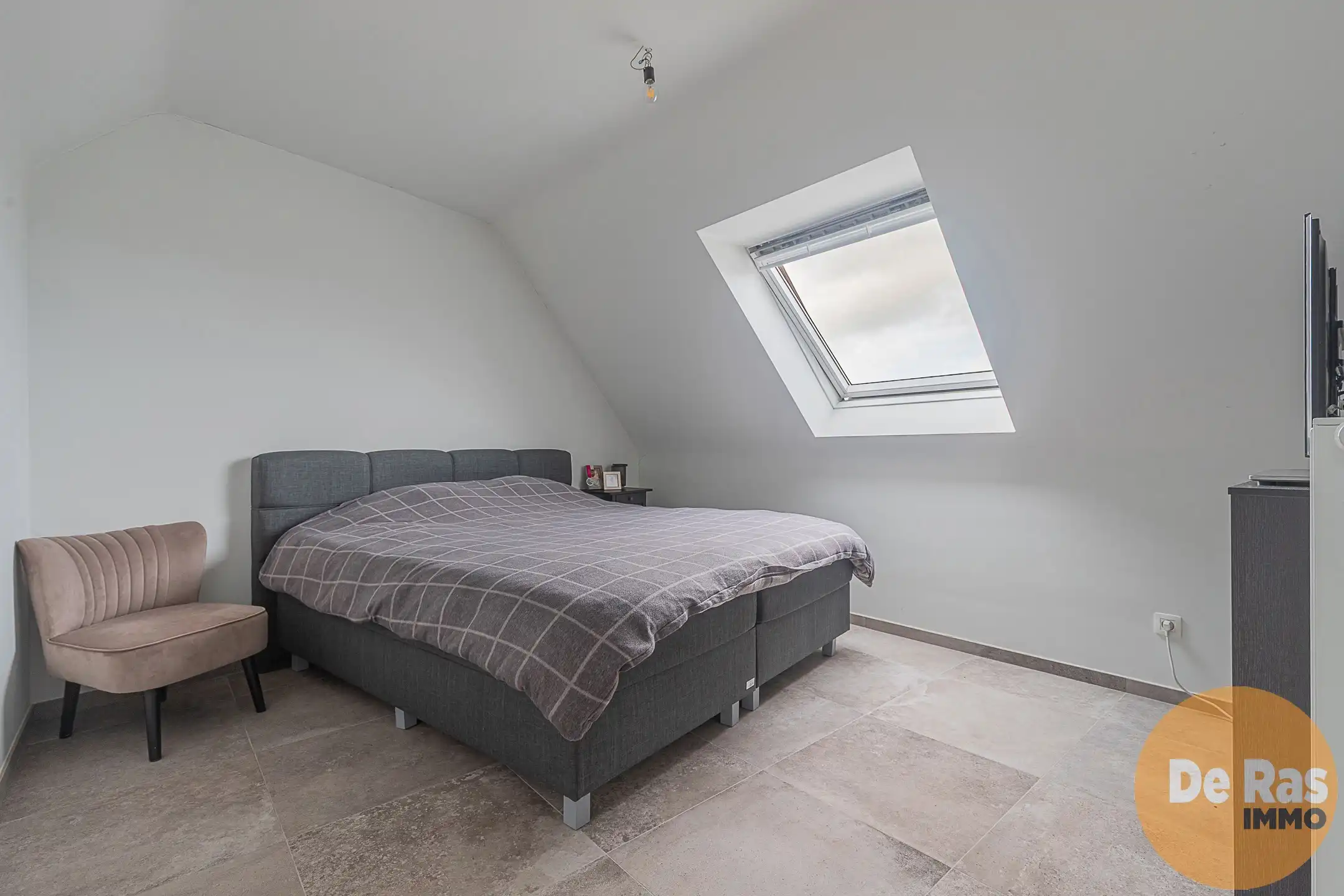 WANZELE - Recente, ruime duplex met 2 slp - terras - garage foto 19