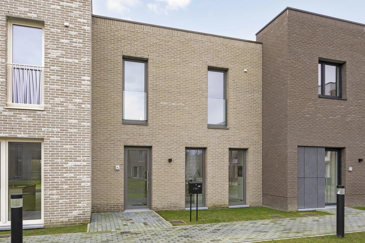 ENERGIEZUINIGE NIEUWBOUWWONING VAN 147M² MET 3 SLPK NABIJ HASSELT CENTRUM foto 4