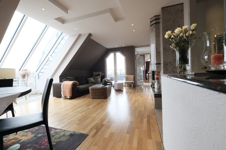 Penthouse midden in het centrum van Hasselt met 2 slaapkamers en een dubbele garage foto 2
