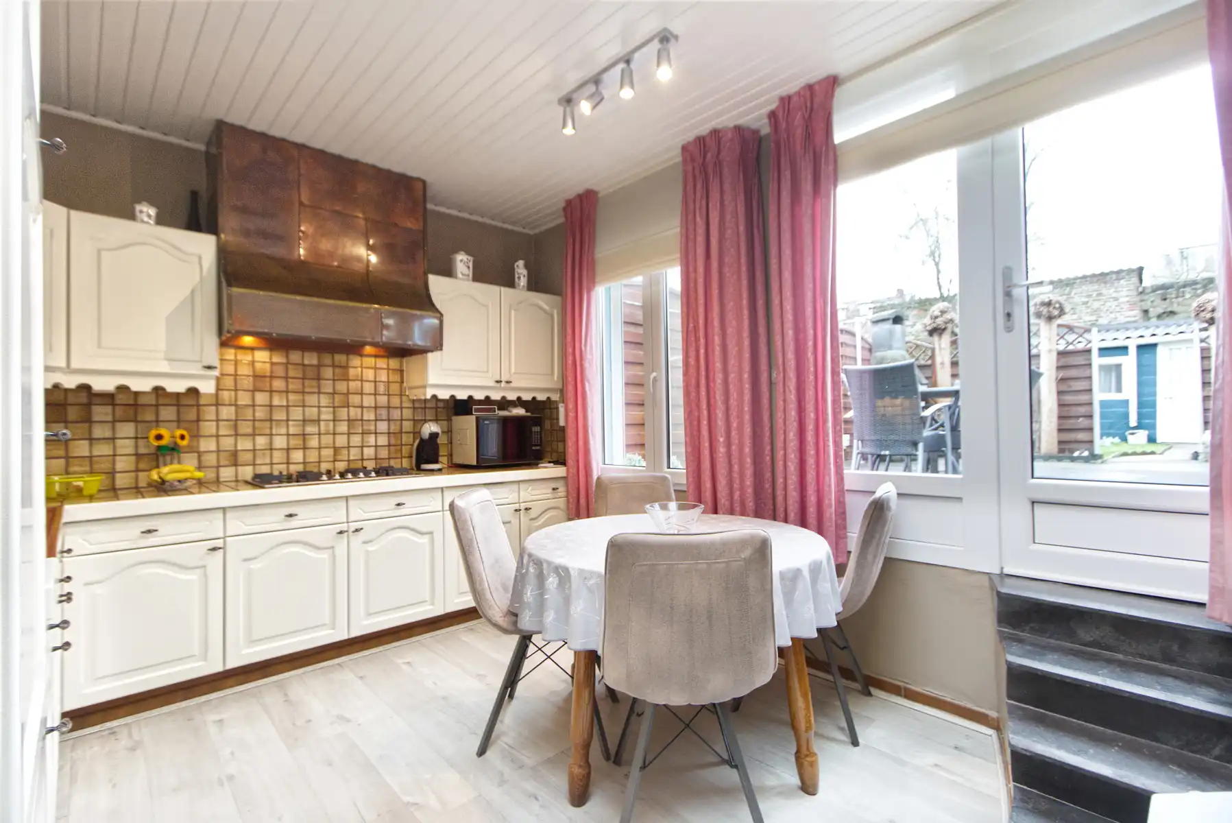 HERENHUIS - 4 SLK - TERRAS - STADSTUIN - CENTRUM - RUSTIG foto 7