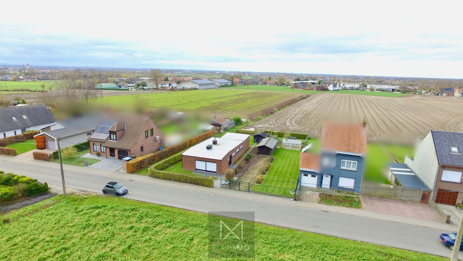 Renovatiekans op uniek perceel met open zicht! foto 2