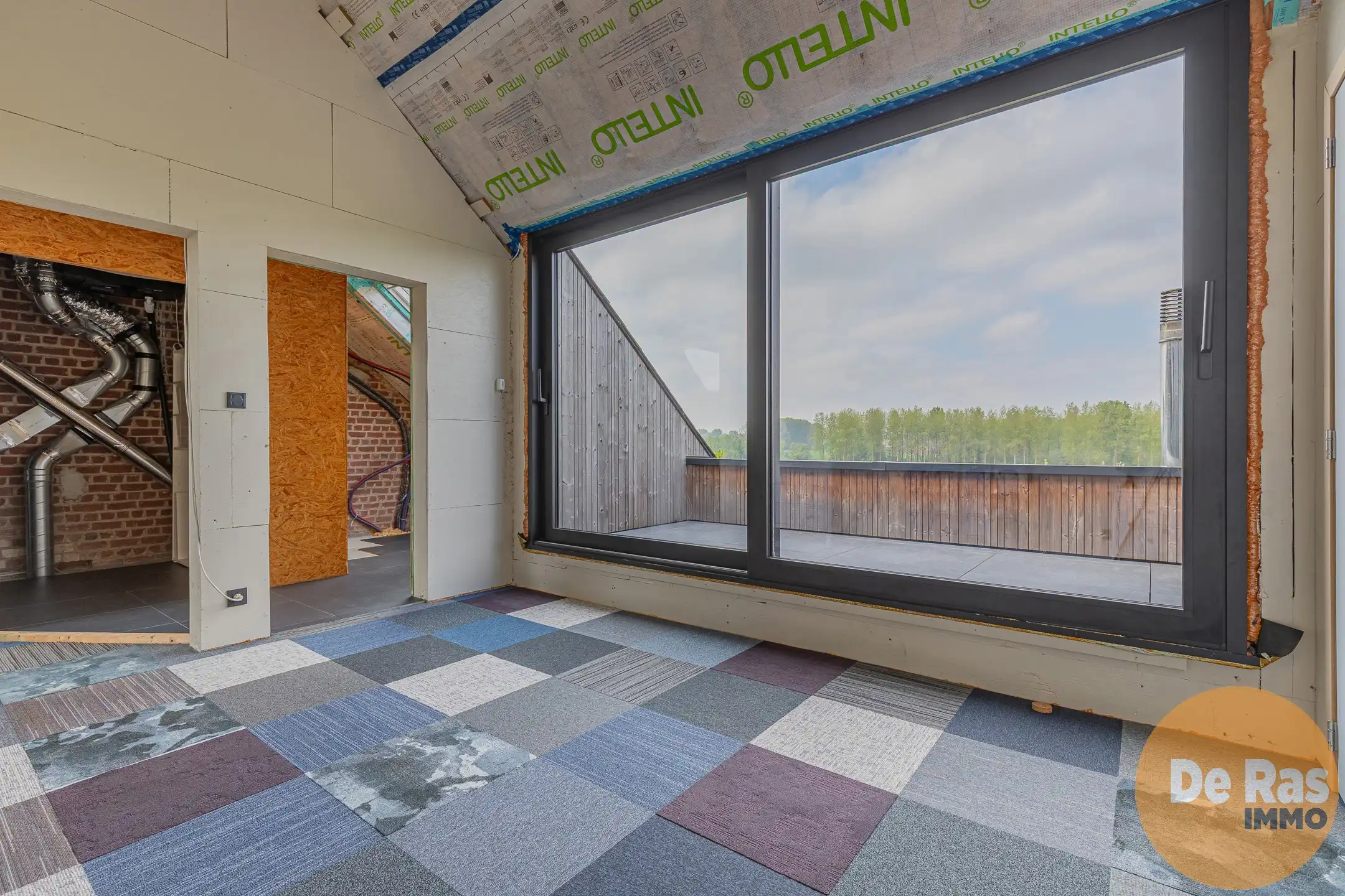 BURST - Ruime gezinswoning met 5 slaapkamers, garage en tuin foto 20
