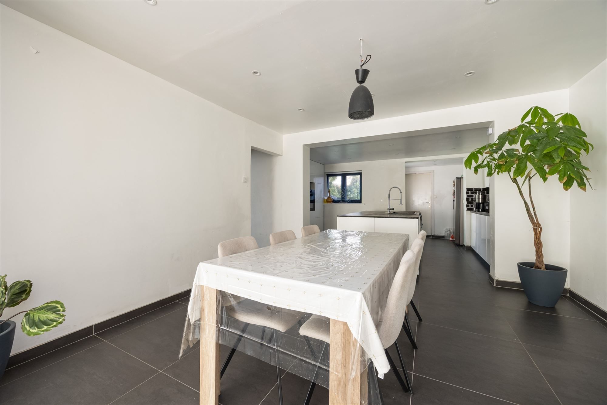 Ruime gezinswoning met zes slaapkamers te Mechelen foto 9