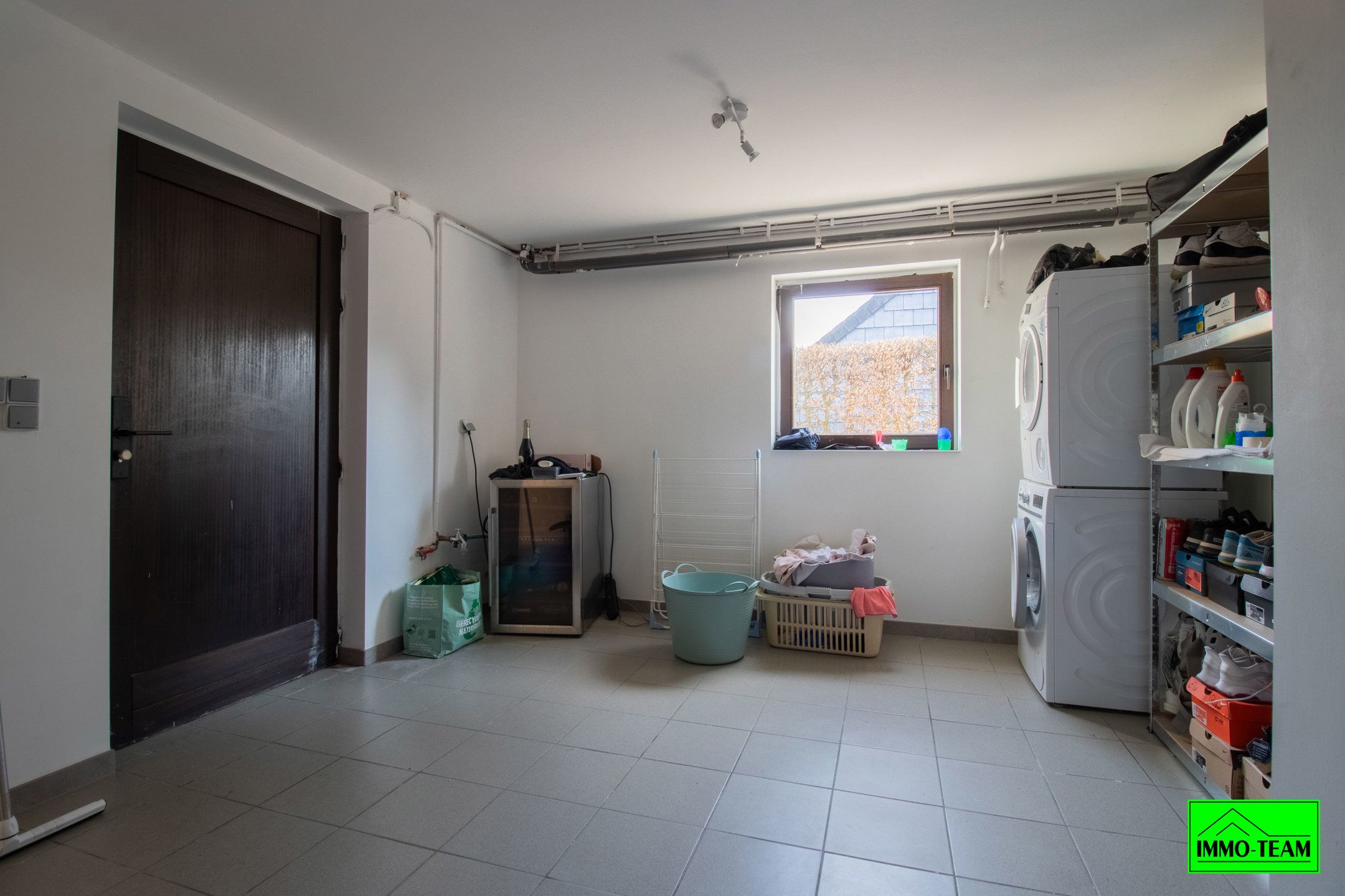 Instapklare villa met 3 slaapkamers, garage en ruime tuin  foto 19