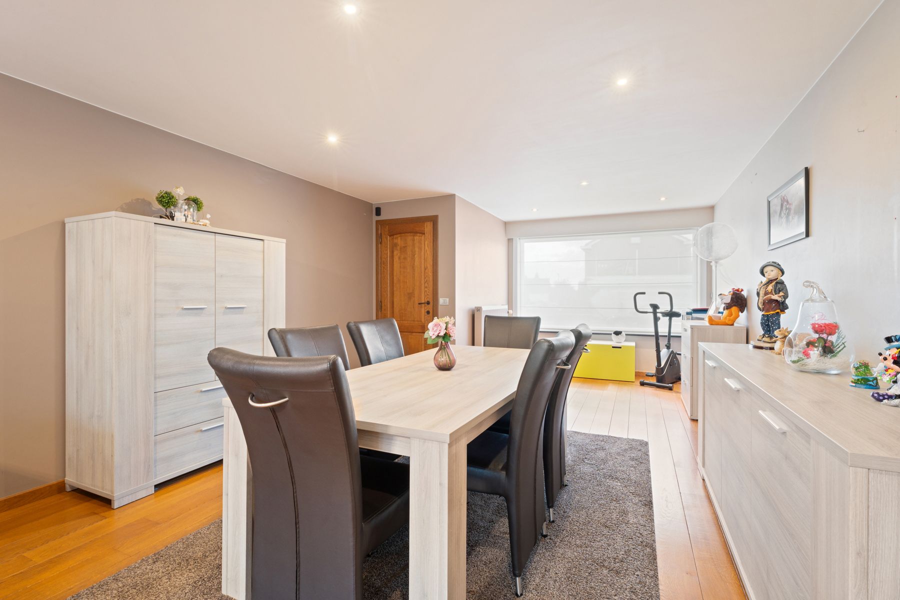 Rustig en centraal gelegen instapklare woning met garage. foto 7