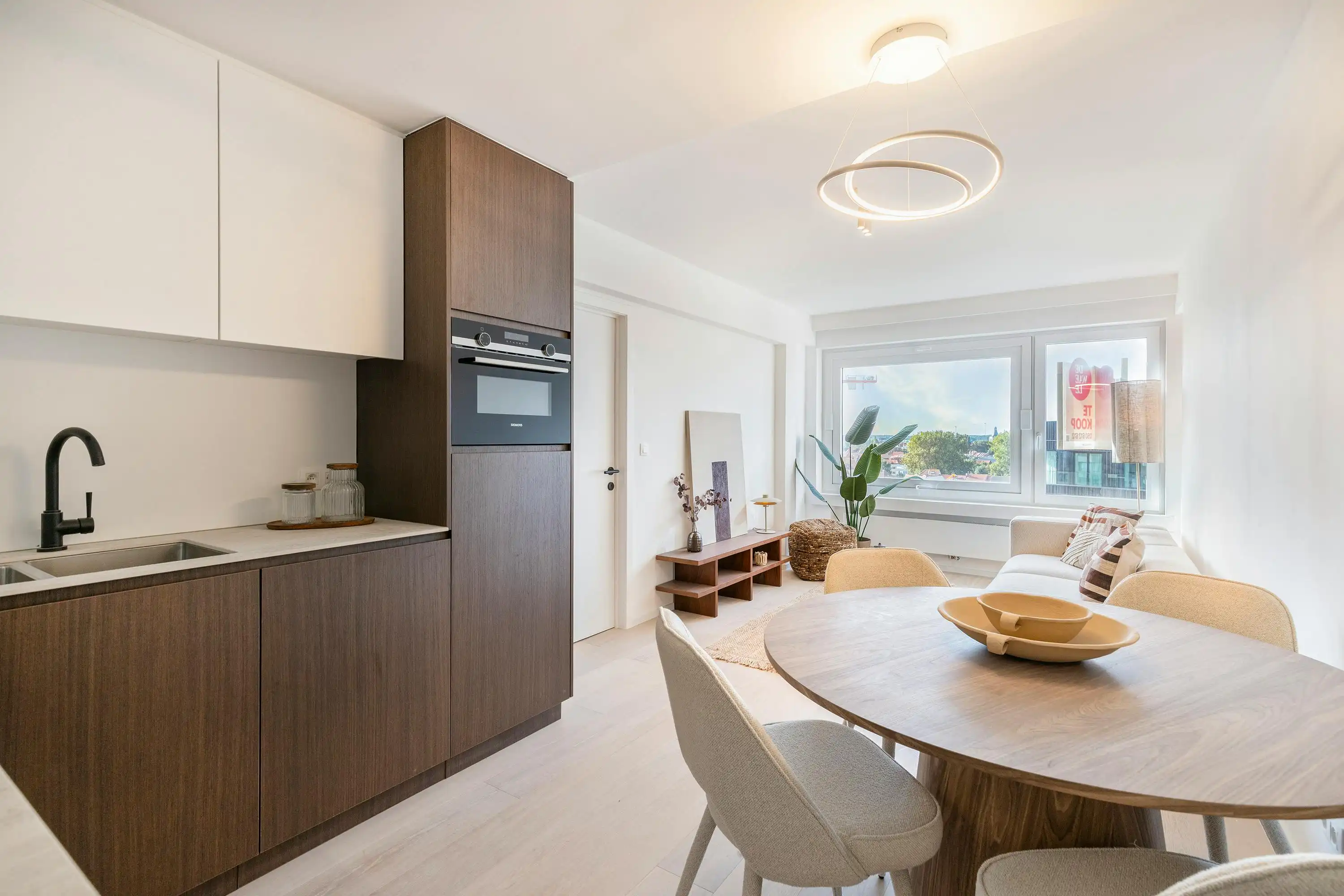 Knap appartement vlakbij het Heldenplein in Heist te koop foto 3