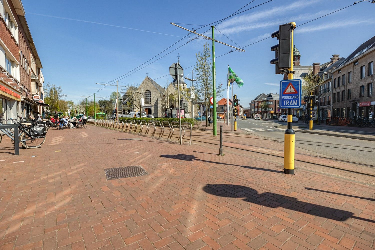 Instapklare gezinswoning met polyvalente ruimte en zonnige tuin in het centrum van Zwijndrecht foto 29
