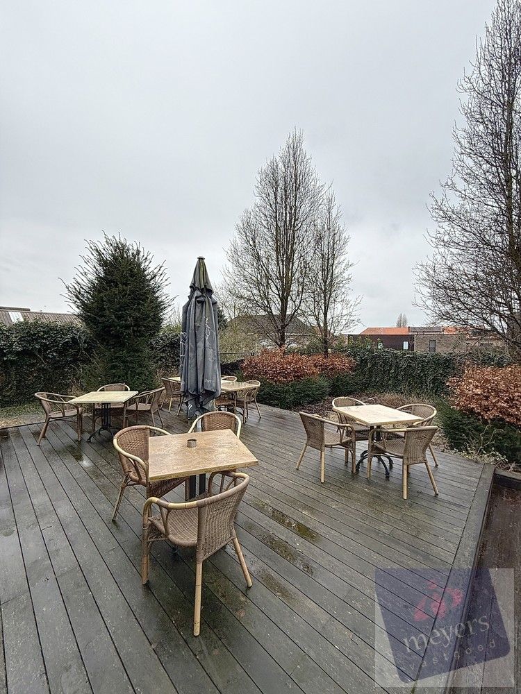Handelspand met woonst – Naamsesteenweg 27, Sint-Truiden foto 8
