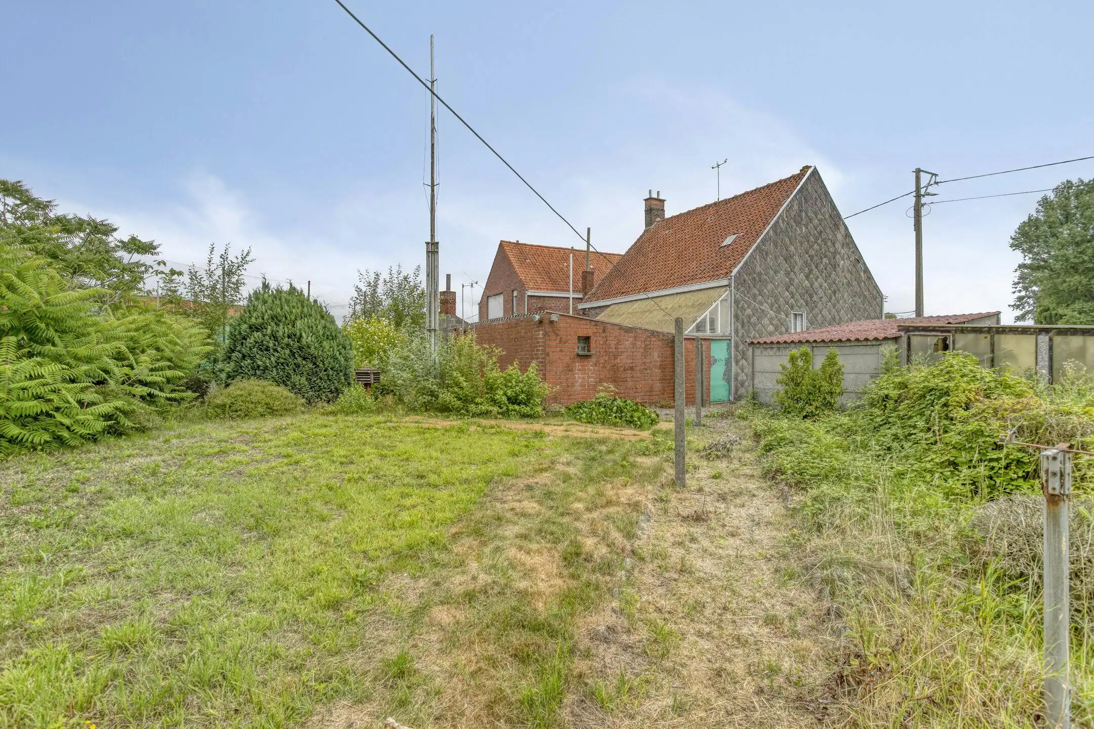 Te renoveren halfopen woning in Gullegem  foto 14