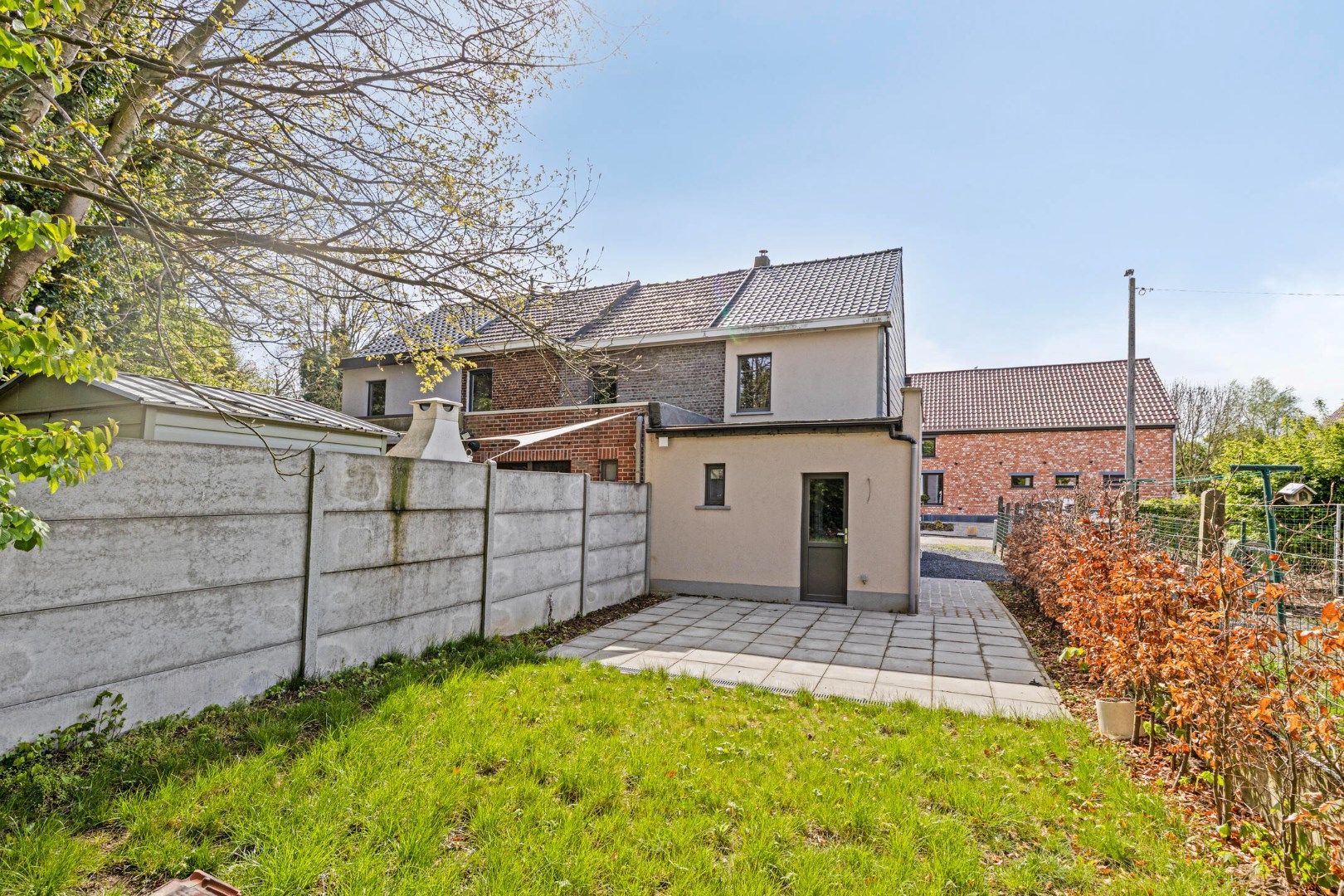 Knusse woning te koop foto 14