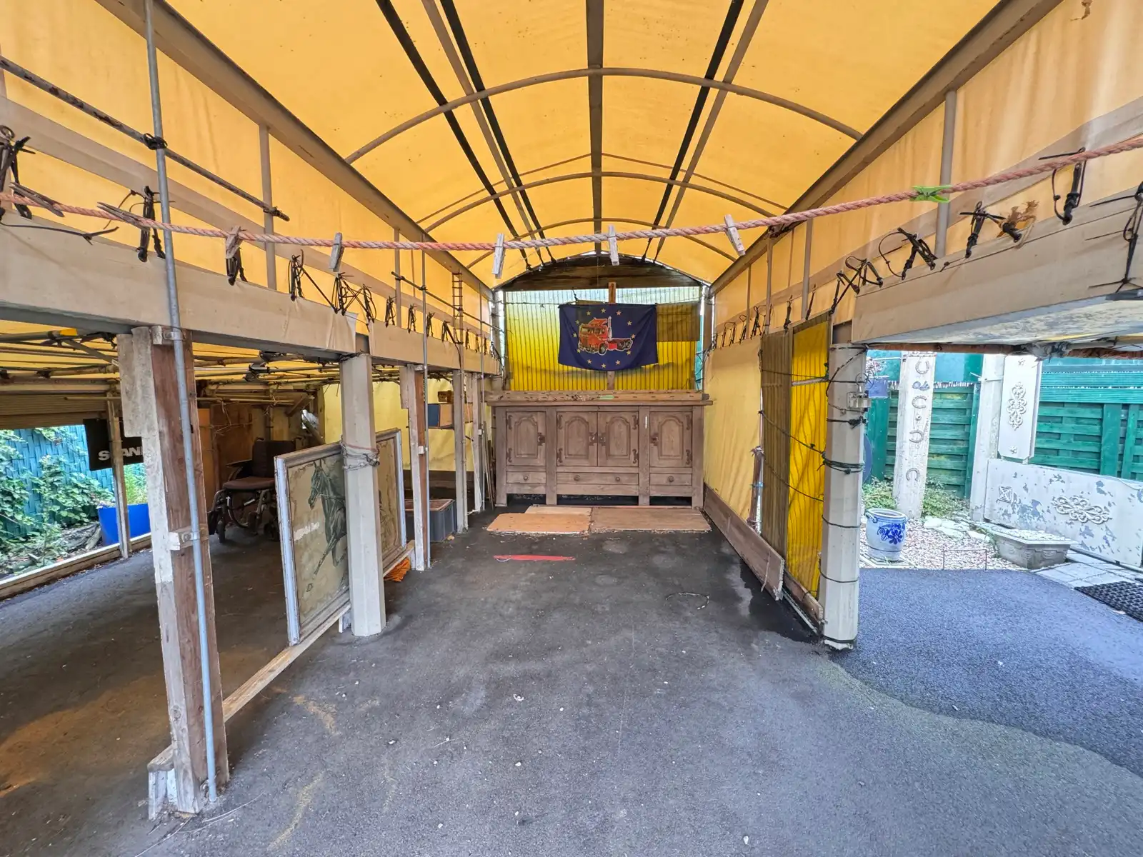 Ruime open bebouwing op commerciële ligging! foto 4