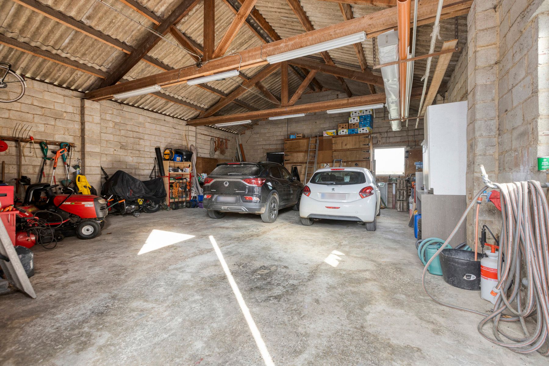 Huis met opslag, ruime tuin en mog. tot kangeroe/zorgwoning foto 29