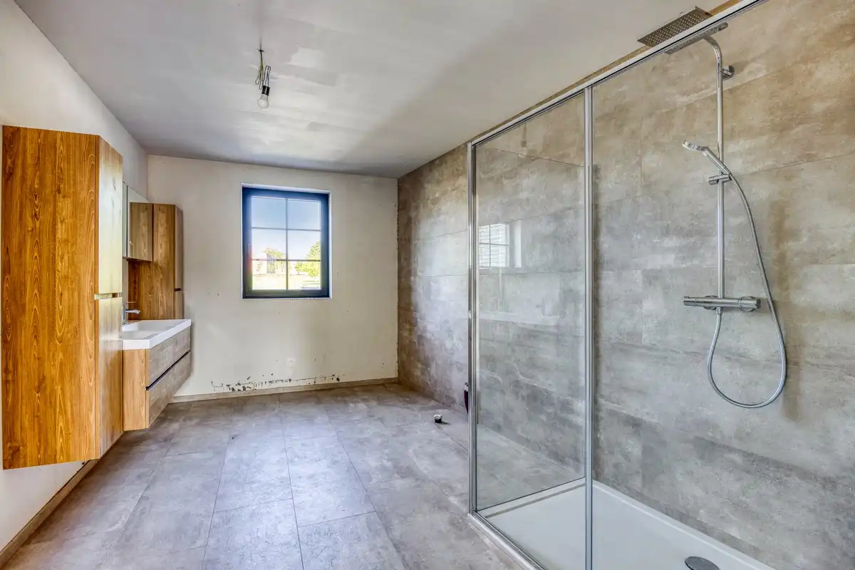 Ruime en energiezuinige nieuwbouwwoning op toplocatie in Tongeren foto 16