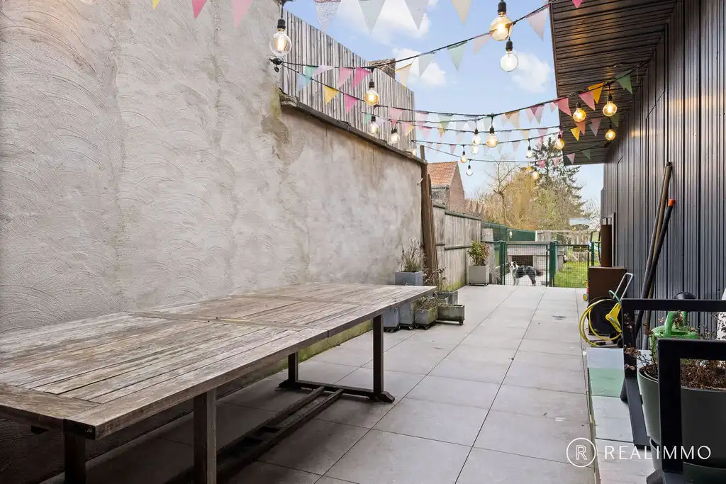 Gezellige en stijlvol gerenoveerde rijwoning te Sint-Denijs foto 24