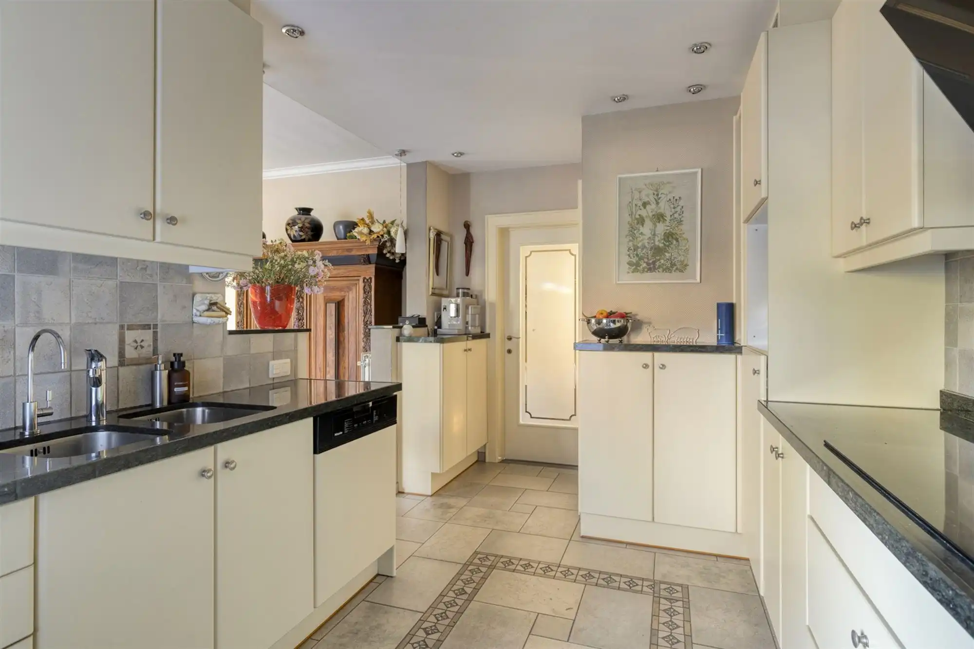 Koppelvilla architect "BOLS" op 553 m² met centrale ligging foto 22