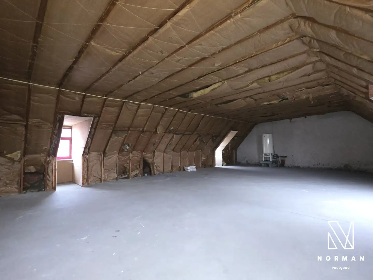 UNIEK: polyvalente eigendom op commerciële ligging in het centrum van Bavikhove foto 14