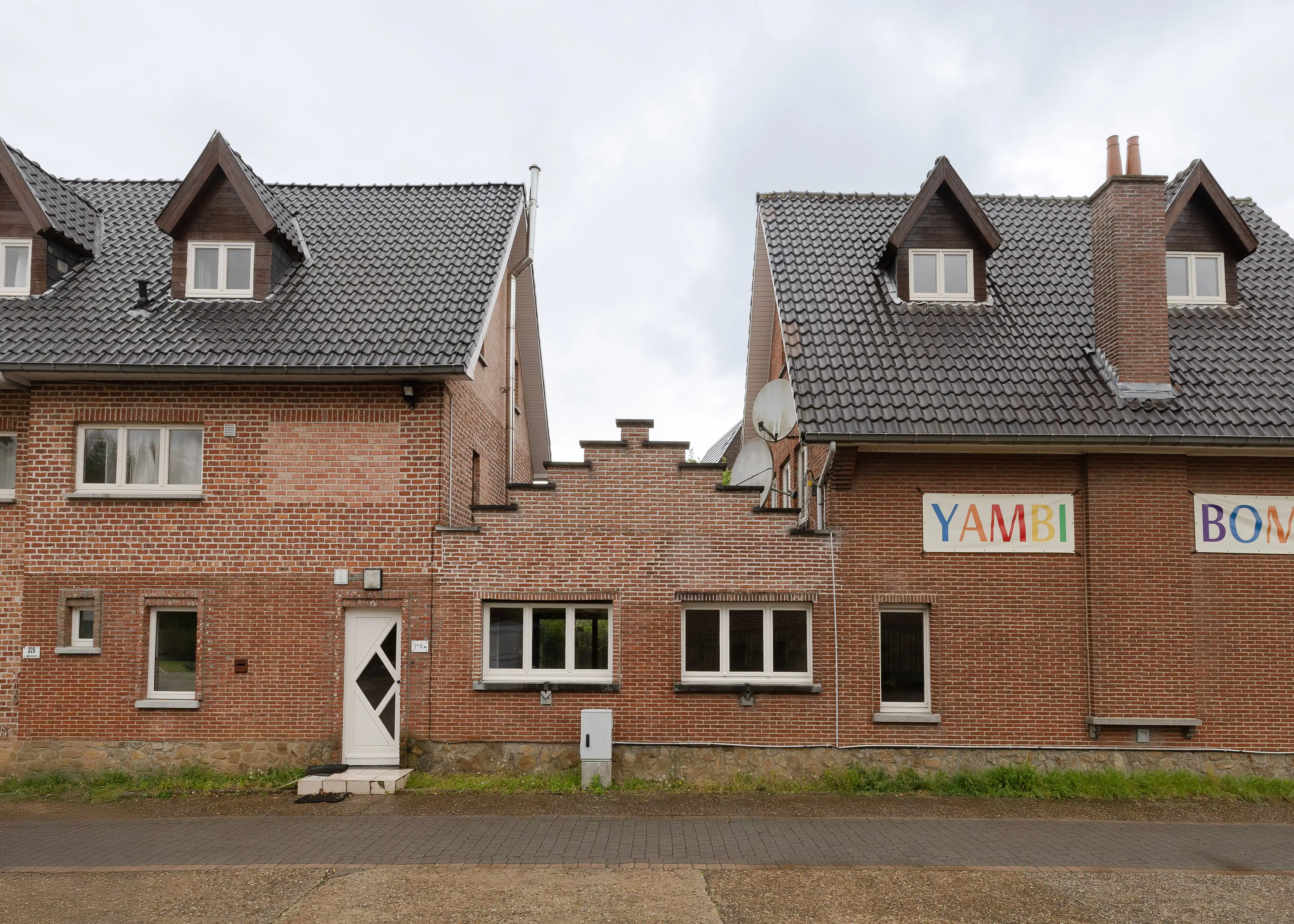 5 woonentiteiten en loods foto 25