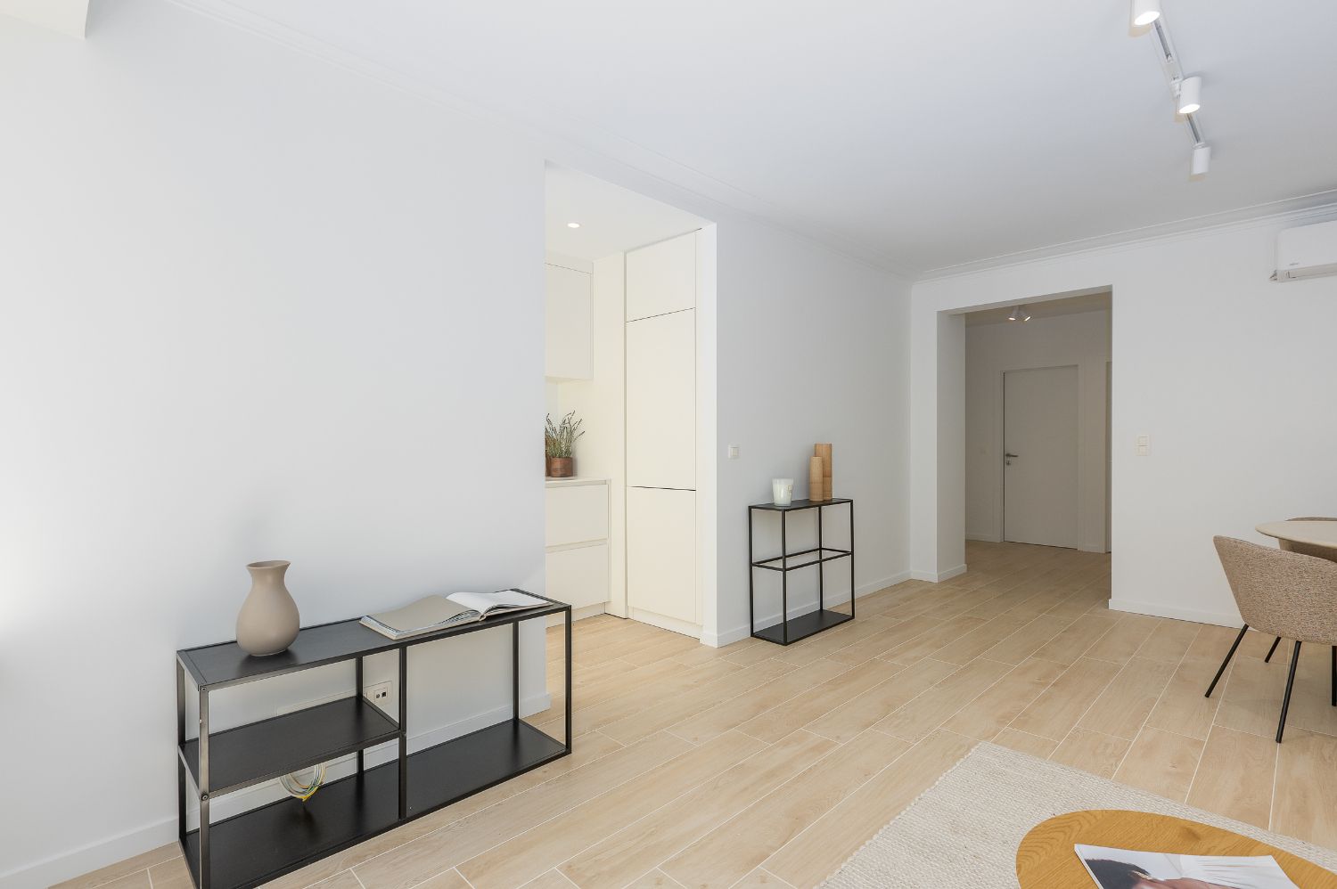 Gerenoveerd 2 slaapkamer appartement foto 5
