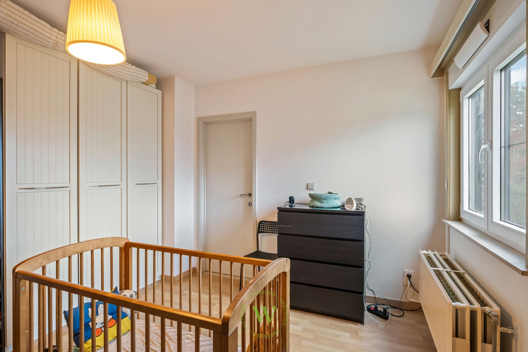 Lichtrijk duplexappartement met tuin en carport in Sijsele foto 18
