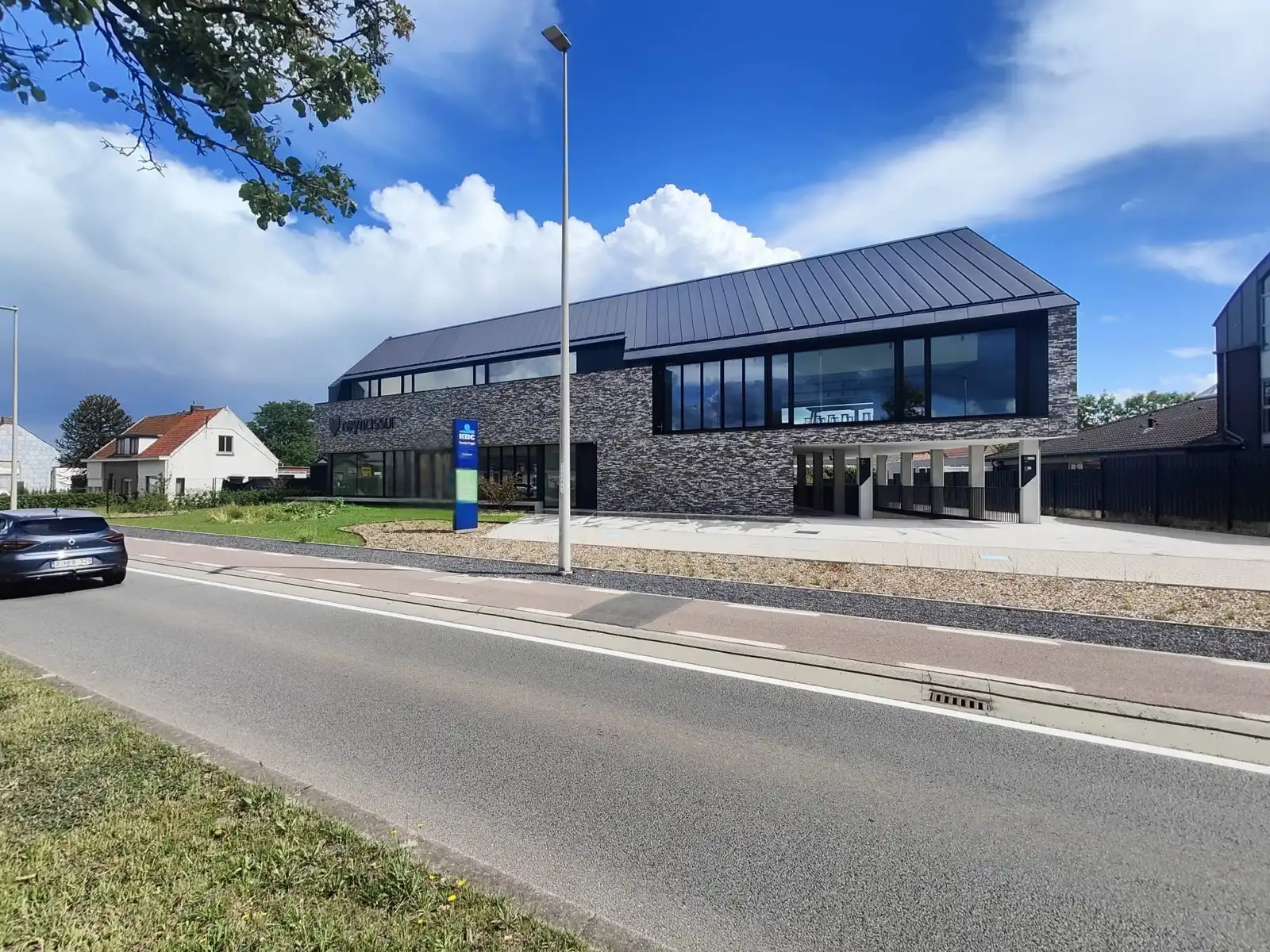 Commerciële ruimte te huur Denen 10 - 9080 Lochristi