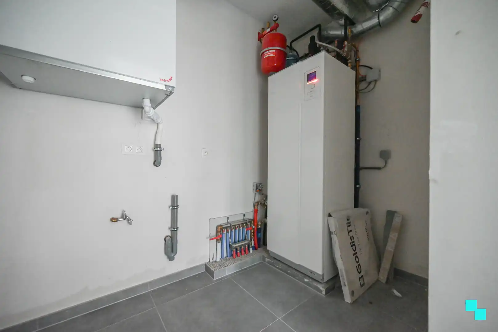 Gelijkvloers hoek appartement met riant terras foto 11