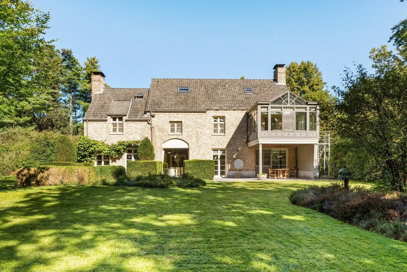 Exclusieve Villa op perceel van 3675 m² ook als Kangoeroe woning foto 23