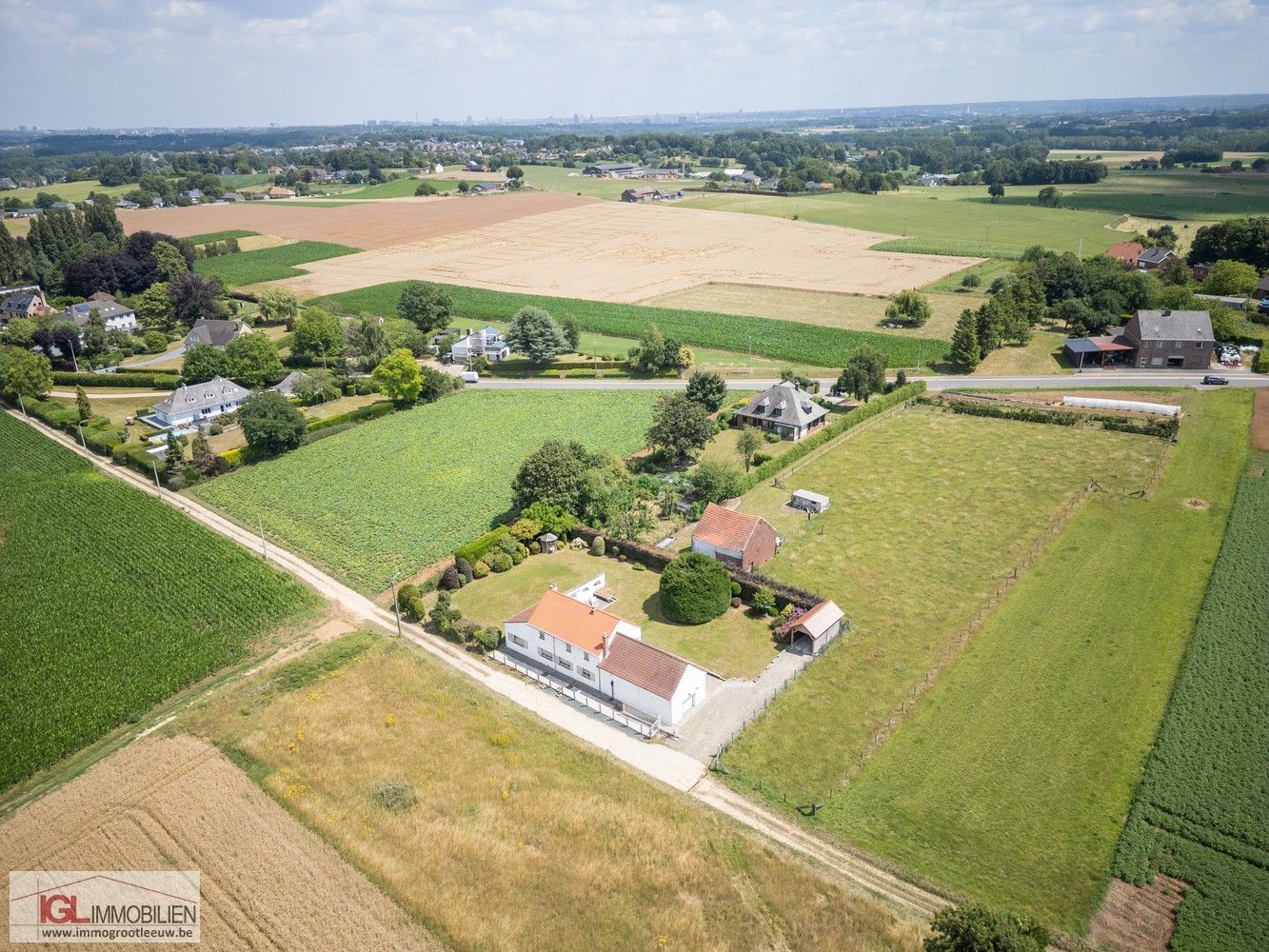 Charmante gerenoveerde fermette met 4 slaapkamers! foto 31
