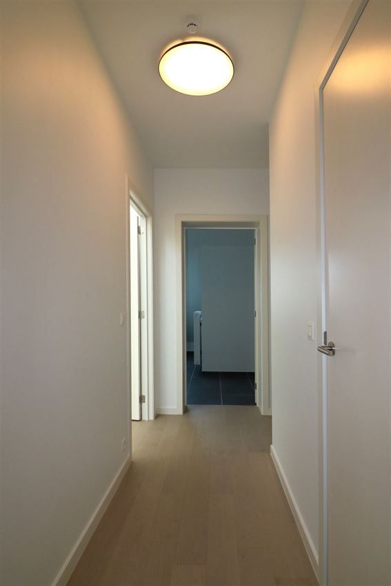 Bijzonder opgevat penthouse, 2 slpk., garage, groot terras foto 13