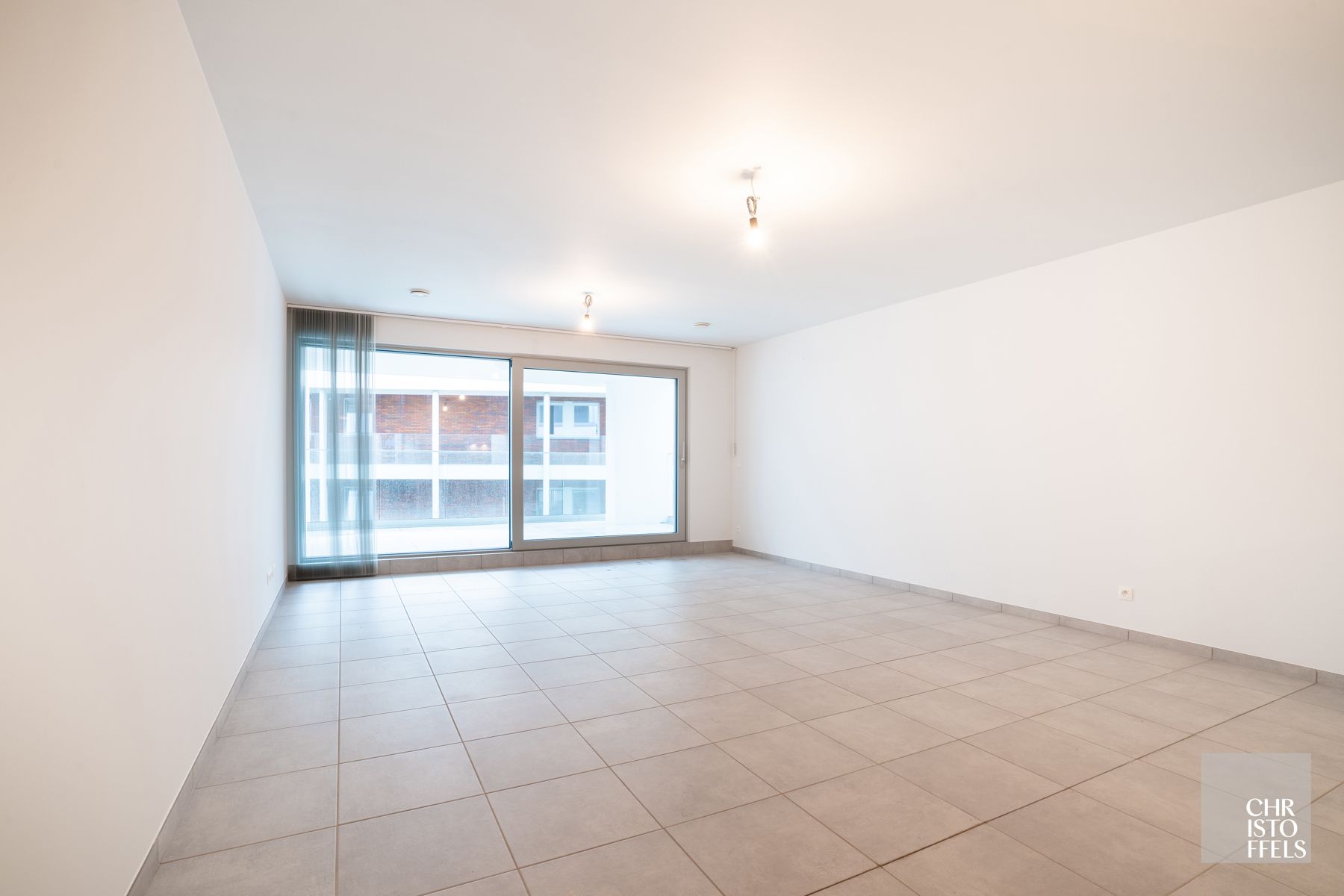 TE HUUR - Nieuwbouwappartement van 97m2 in het centrum van Opgrimbie! foto 5