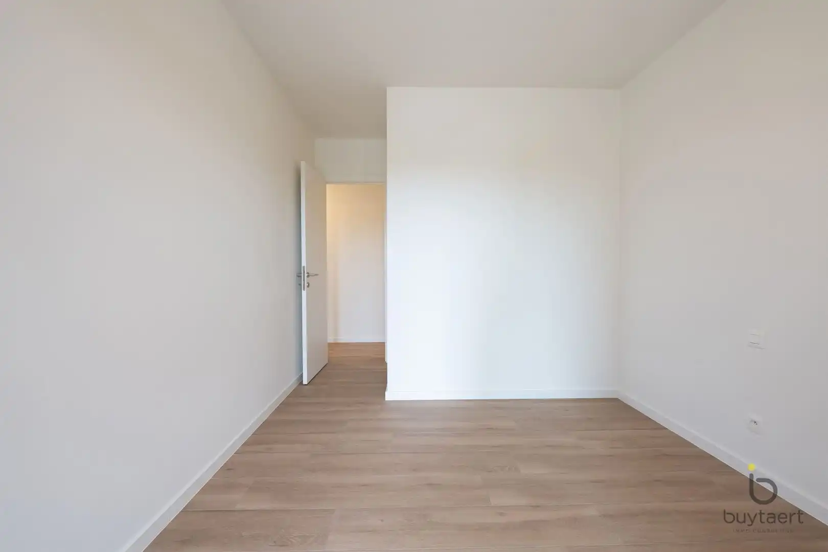 Nieuwbouw appartement met prachtig terras op het Nieuwe Zuid! foto 9