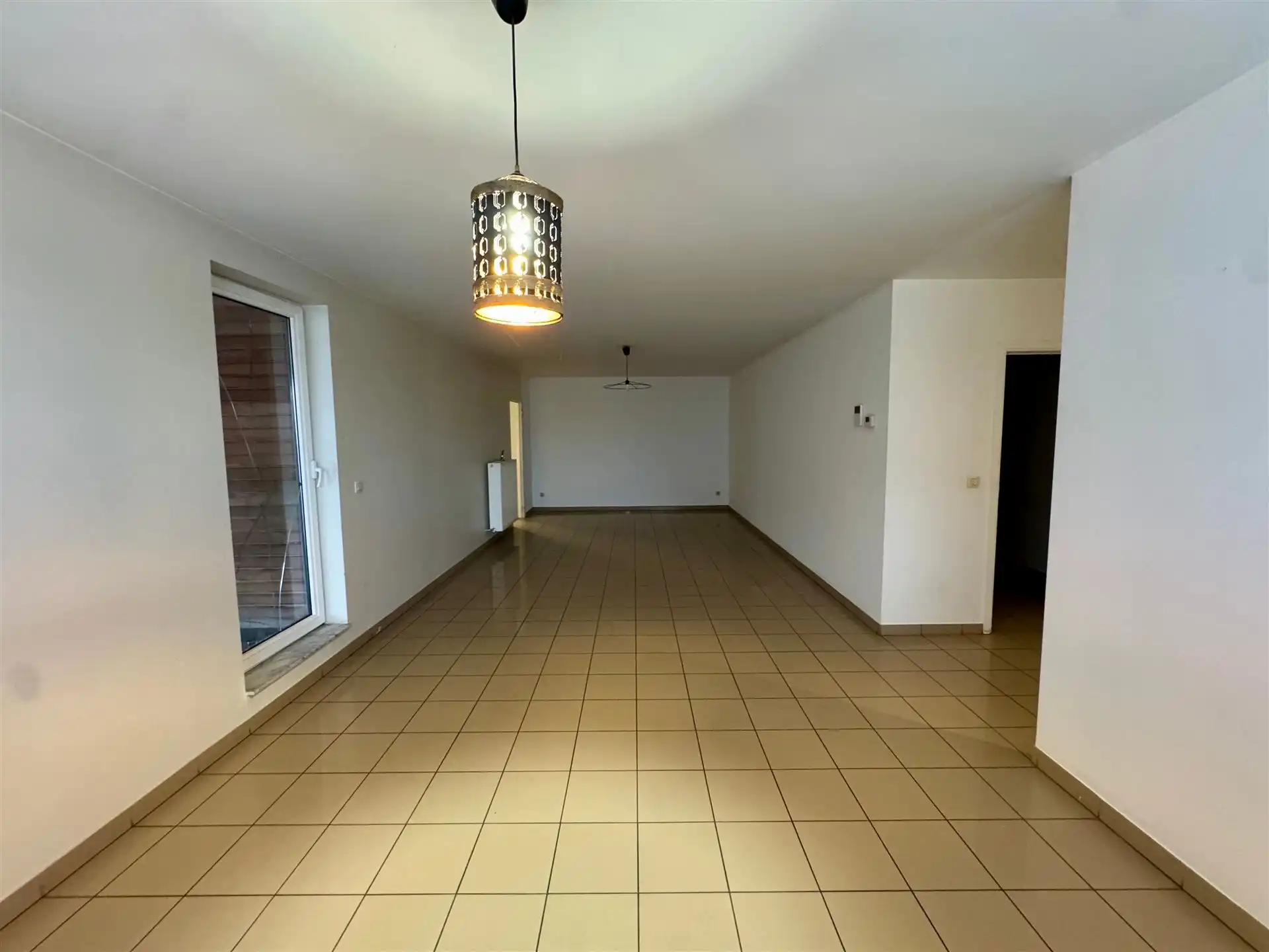 Ruim appartement met 2 slaapkamers en groot terras foto 3