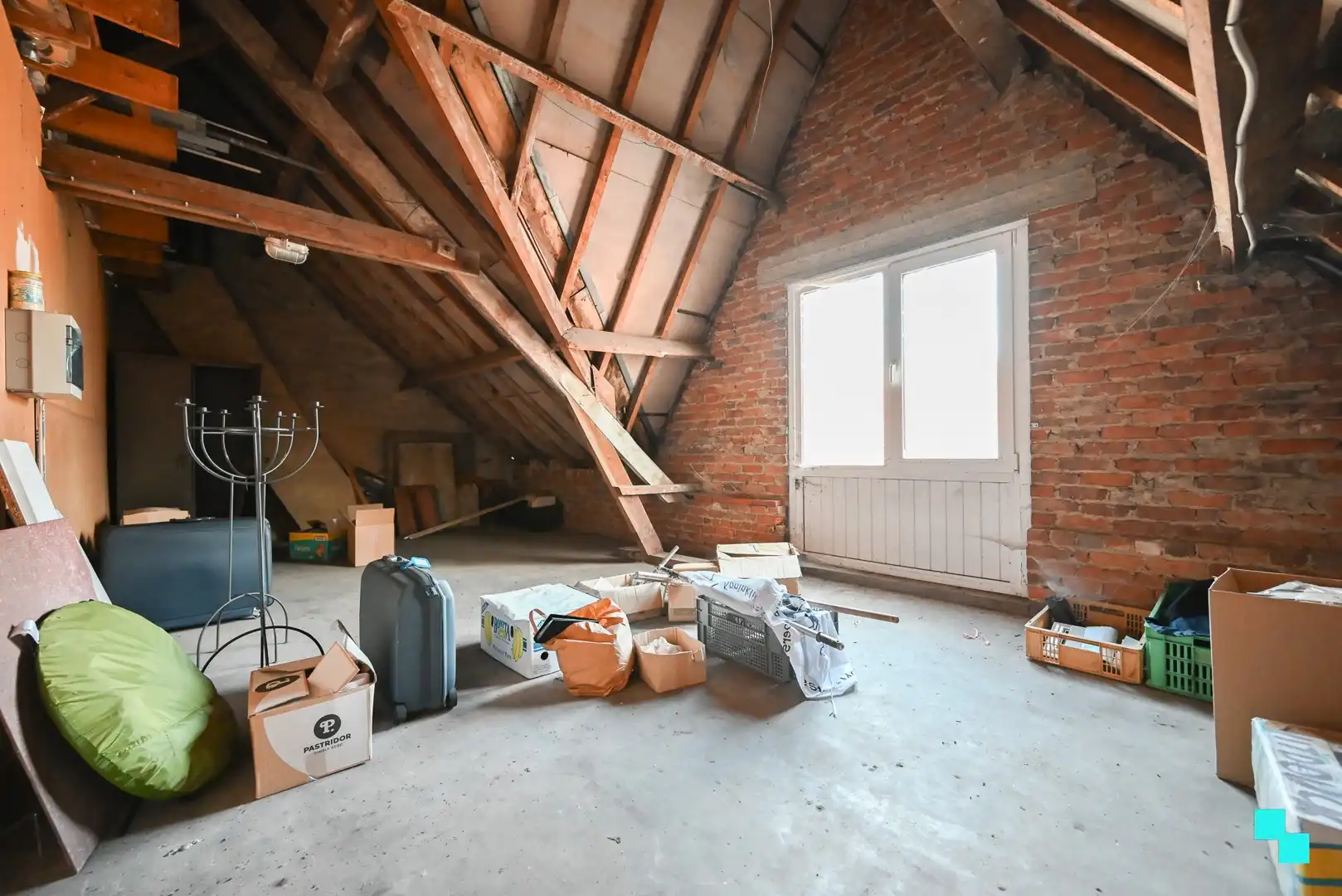 Instapklare slagerij met woonst te Sint-Eloois-Winkel (Ledegem) foto 30