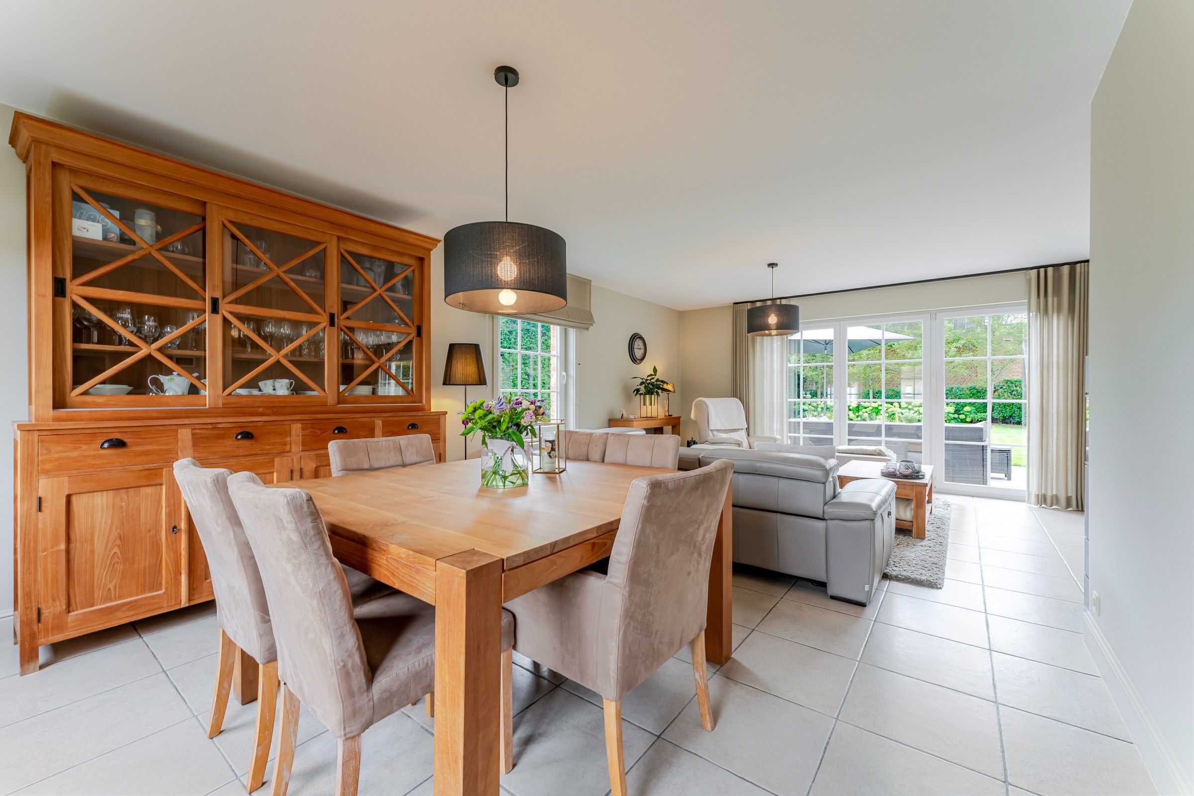 UITZONDERLIJKE VILLA OP TOPLOCATIE foto 4