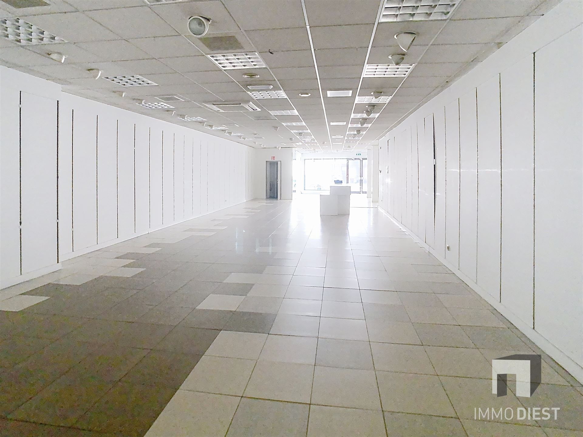 Handelspand met woonst – werken én wonen onder één dak voor slechts € 295.000 foto 7